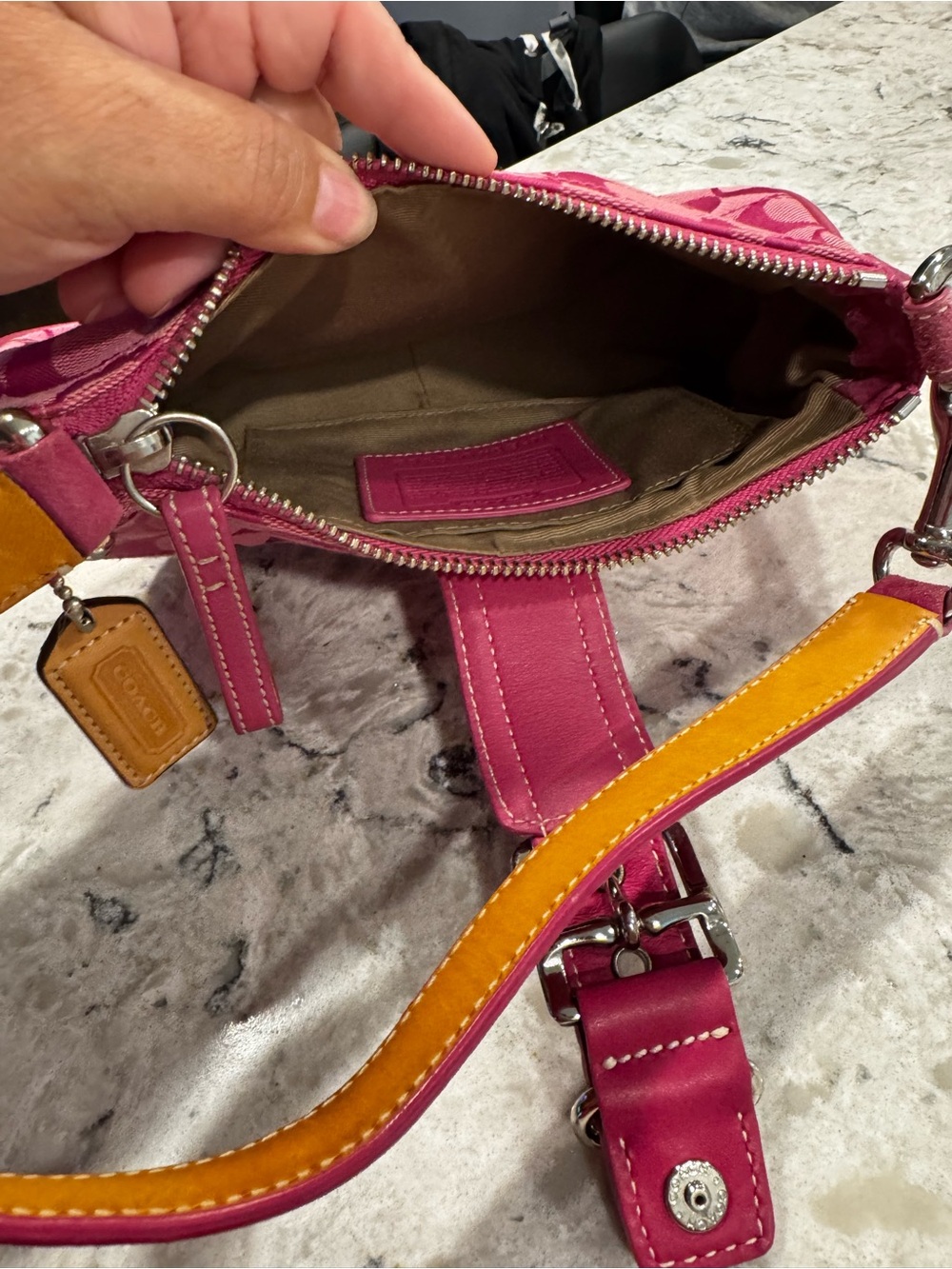 Vintage Y2K Coach Signature Hot Pink Suede Canvas Demi Buckle Shoulder Bag 6362 - Picture 10 of 13
